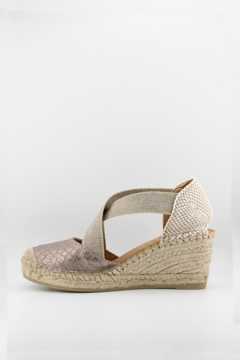 Fabiolas Espadrille Wedge with Crisscross Straps