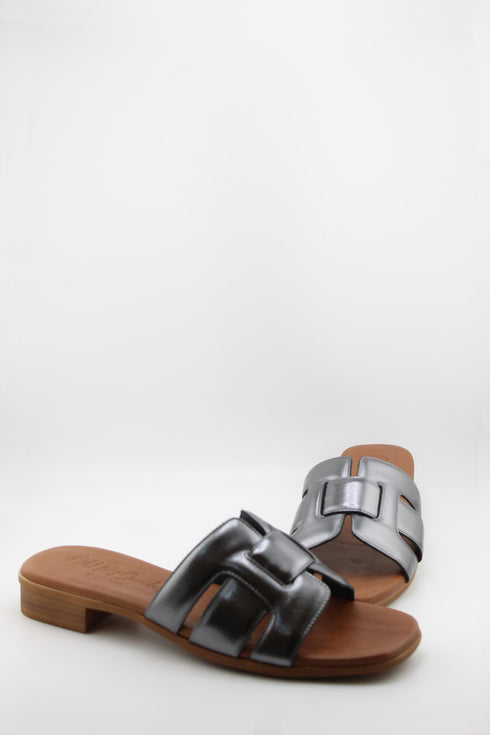 Oh My Sandals Minimalist Leather Slide Sandals