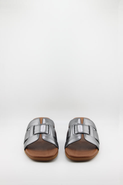 Oh My Sandals Minimalist Leather Slide Sandals