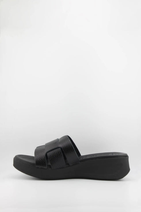Oh My Sandals Textured Slip-On Platform Sandal