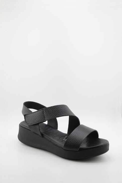 Oh My Sandals Textured Crisscross Strap Platform Sandals