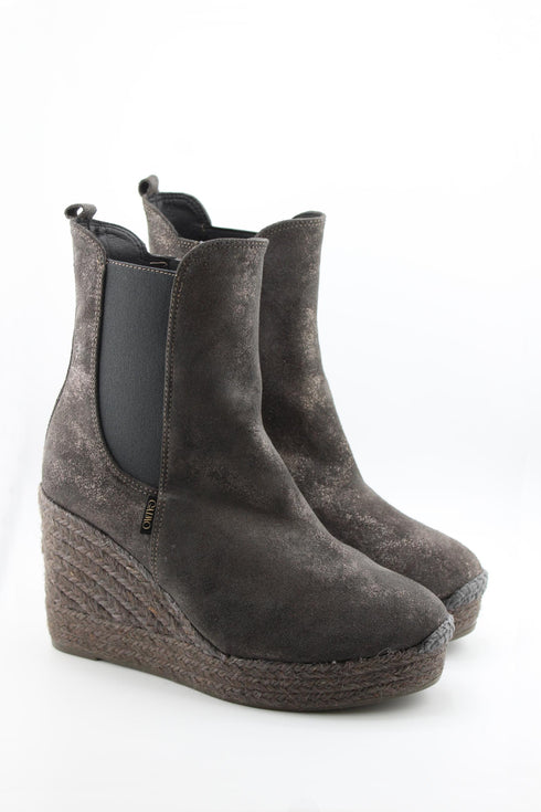 Gaimo Suede Wedge Ankle Chelsea Boots