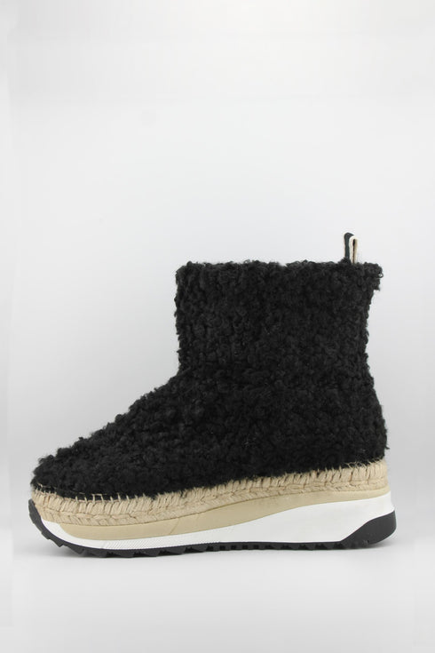Gaimo Plush Shearling Platform Ankle Boots