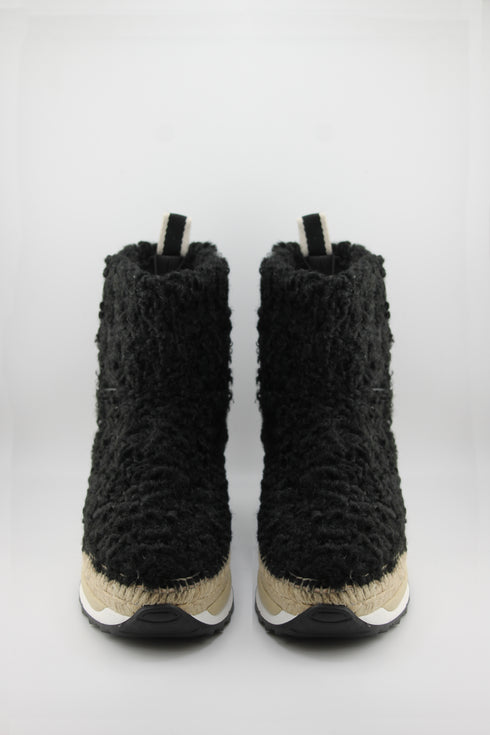 Gaimo Plush Shearling Platform Ankle Boots