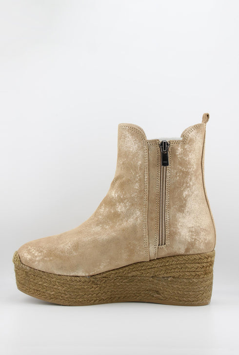 Gaimo Suede Platform Chelsea Ankle Boots