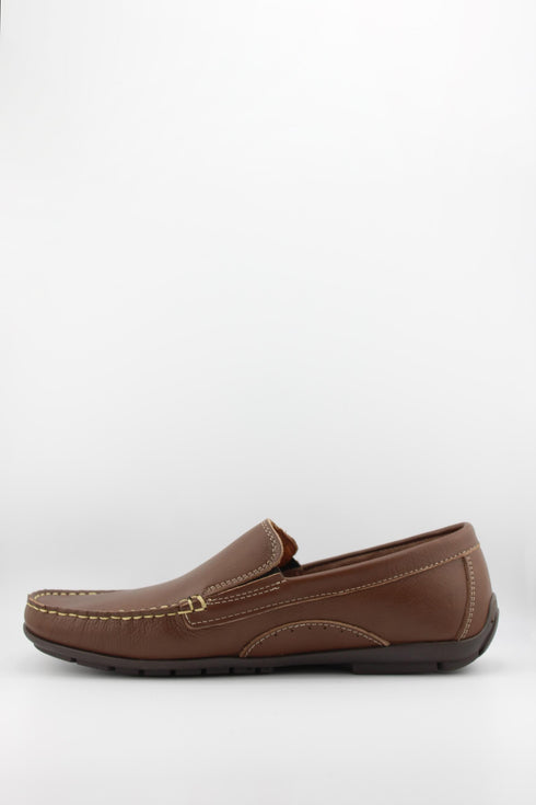 Baerchi Men Slip-On Loafer with Stitch Detail