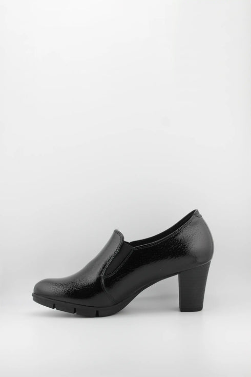 Baerchi Textured Slip-On Block Heel Shoe