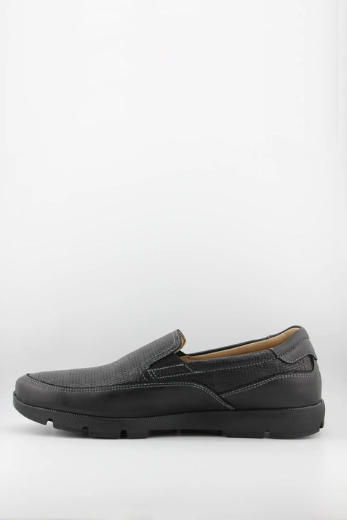 Baerchi Men Textured Slip-On Loafer with Stitching