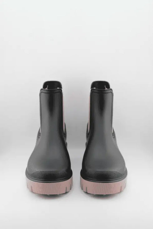 Verbenas Rubber Chelsea Ankle Boot with Lug Sole