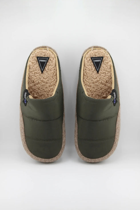 Verbenas Men Quilted Sherpa Lined Slide Slippers