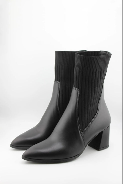 DFC Relax Pointed Toe Block Heel Ankle Boot