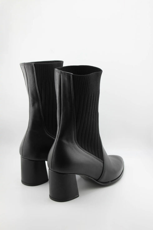 DFC Relax Pointed Toe Block Heel Ankle Boot