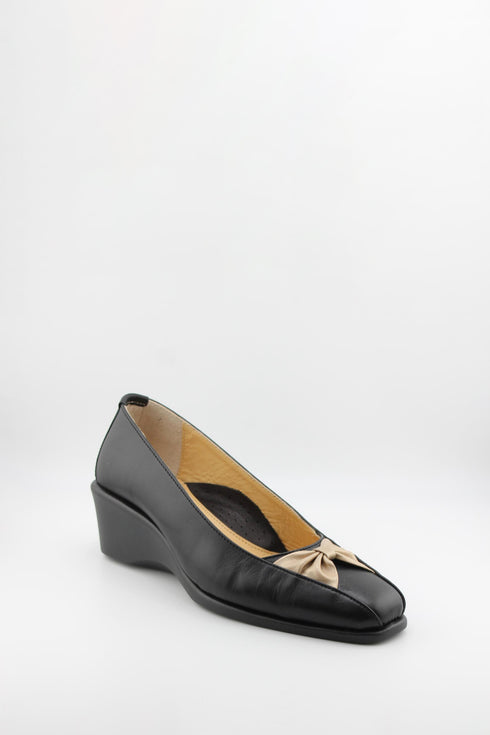 DFC Relax Wedge Loafers with Bow Accent