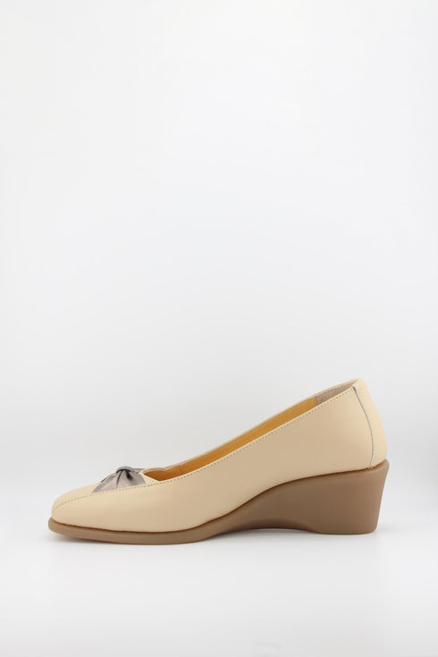 DFC Relax Wedge Loafers with Bow Accent