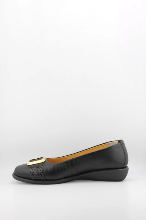 DFC Relax Leather Slip-On Flats with Buckle