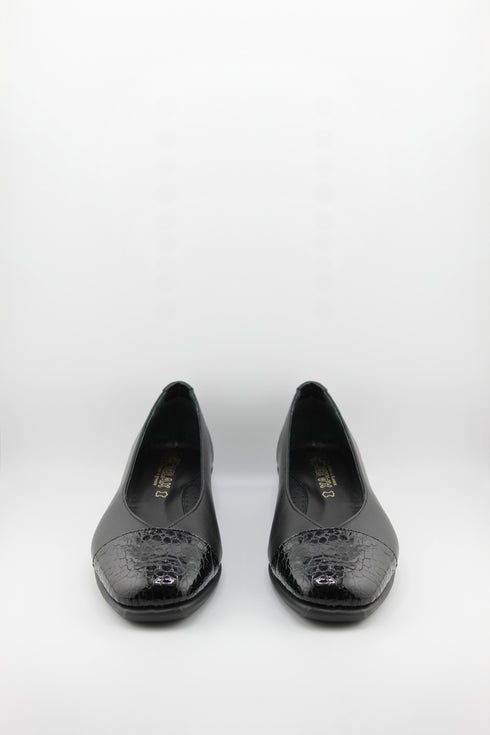 DFC Relax Leather Cap-Toe Ballet Flats