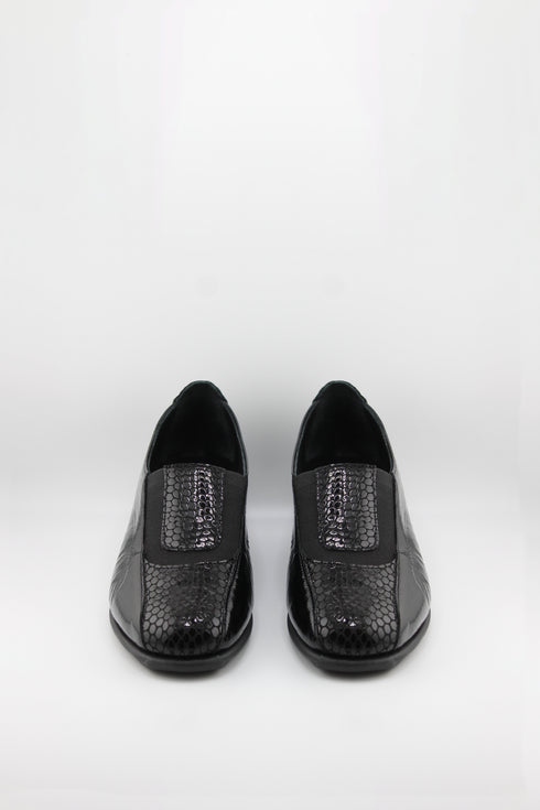 DFC Relax Textured Patent Leather Wedge Loafers