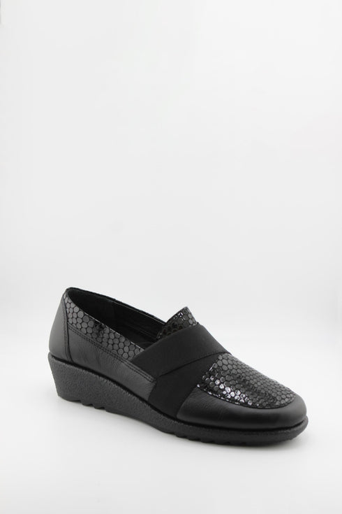 DFC Relax Textured Slip-On Wedge Loafers