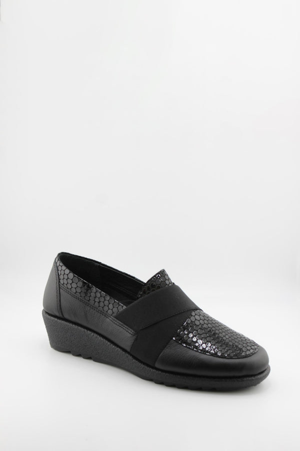 DFC Relax Textured Slip-On Wedge Loafers