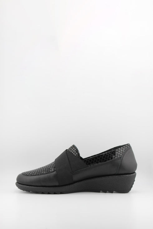 DFC Relax Textured Slip-On Wedge Loafers