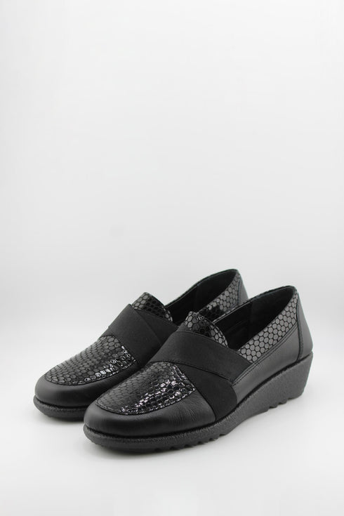 DFC Relax Textured Slip-On Wedge Loafers