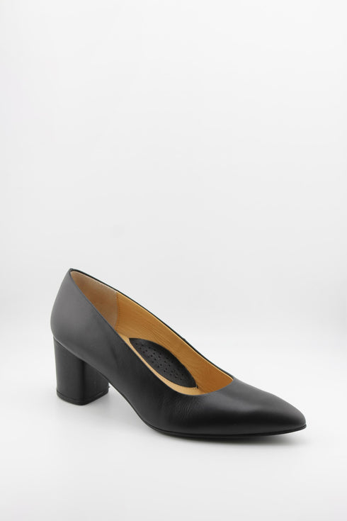 DFC Relax Pointed Toe Block Heel Pumps