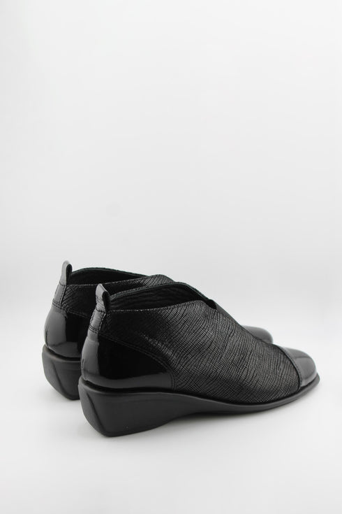 DFC Relax Textured Leather Wedge Ankle Boots