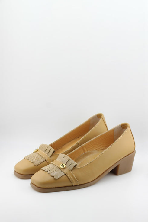 DFC Relax Leather Loafer with Fringed Accent