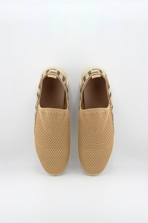 Luz da lua Geometric Pattern Slip-On Sneakers