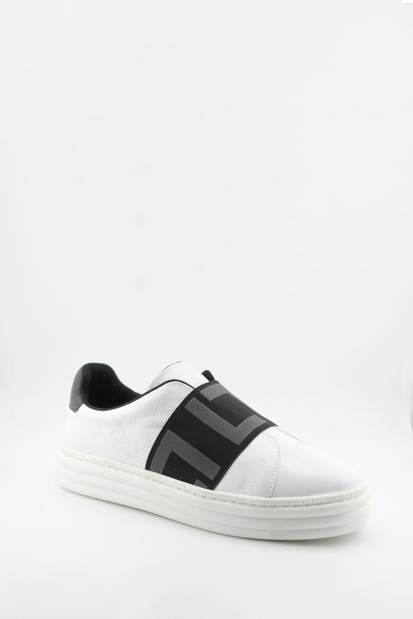 Luz da lua Perforated Slip-On Sneakers with Geometric Trim