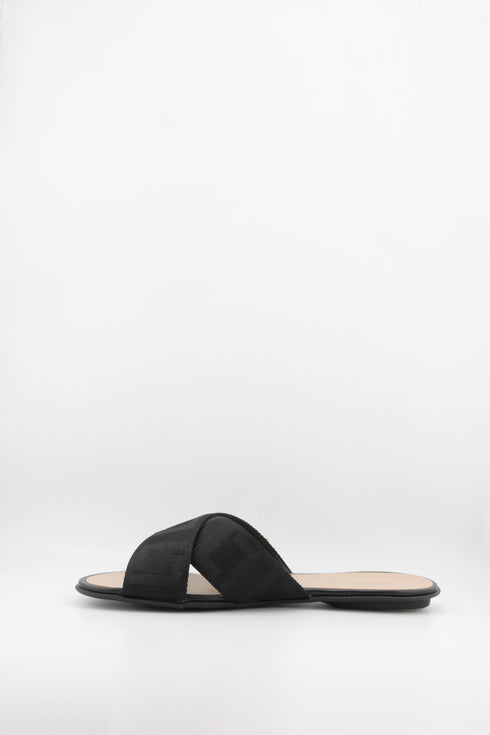 Luz da lua Crisscross Slide Sandal with Metallic Accent