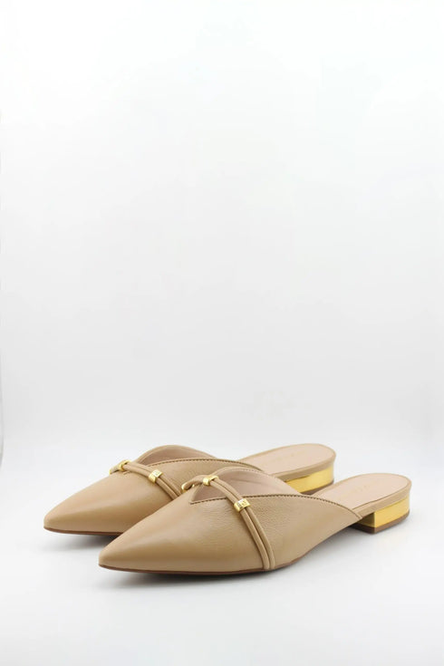 Luz da lua Perforated Pointed-Toe Slip-On Mules