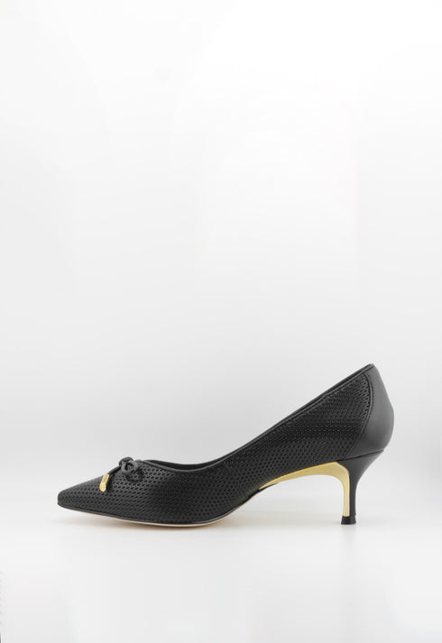 Luz da lua Perforated Kitten Heel Bow Pumps