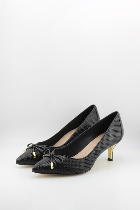 Luz da lua Perforated Kitten Heel Bow Pumps