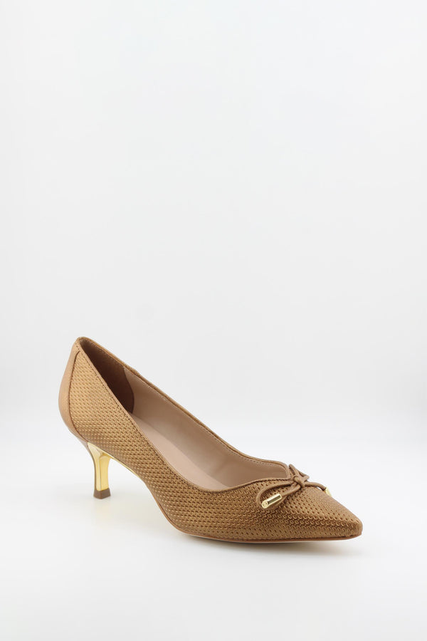 Luz da lua Perforated Kitten Heel Bow Pumps