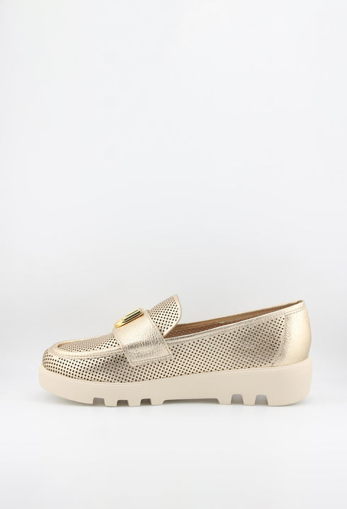 Luz da lua Perforated Chunky Sole Loafer