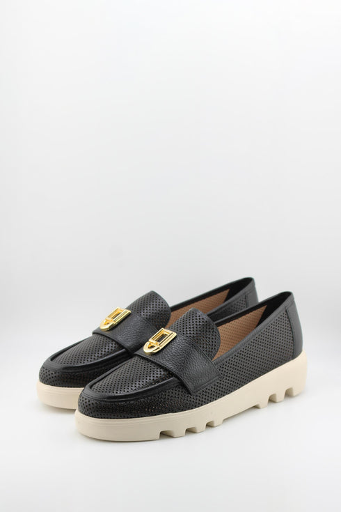 Luz da lua Perforated Chunky Sole Loafer