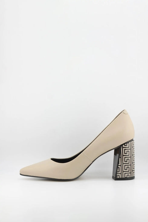 Capelli Rossi Elegant Pointed Toe Block Heel Pumps