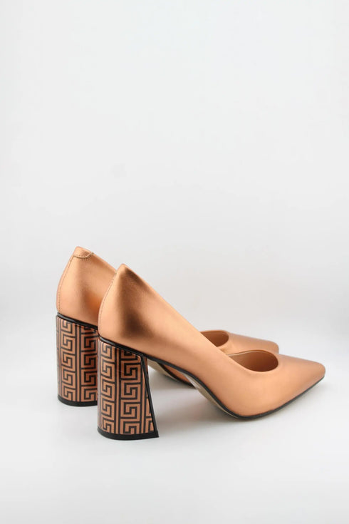 Capelli Rossi Elegant Pointed Toe Block Heel Pumps