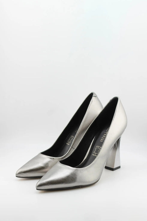 Capelli Rossi Sculpted Heel Pointed Toe Pumps
