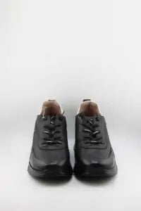 Wonders Lux Embossed Textured Leather Sneakers