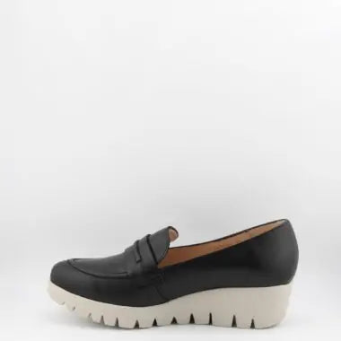 Wonders Chunky Sole Leather Loafers