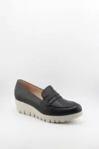 Wonders Chunky Sole Leather Loafers