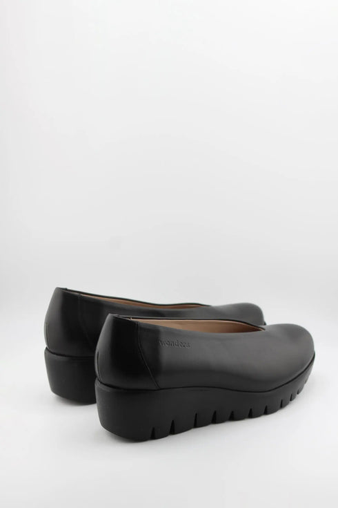 Wonders Orthopedic Slip-On Loafers with Platform