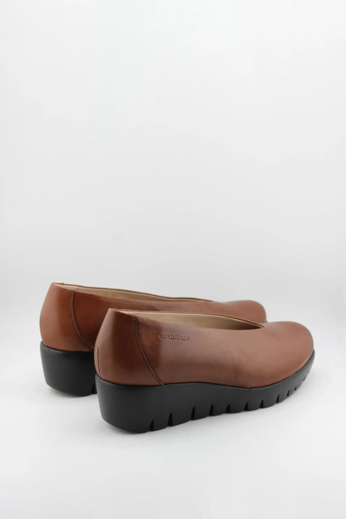 Wonders Orthopedic Slip-On Loafers with Platform
