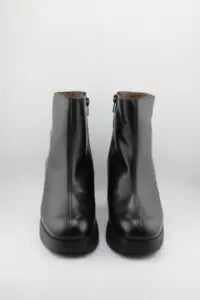 Wonders Chunky Heel Leather Ankle Boots