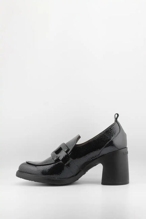 Wonders Textured Block Heel Loafers