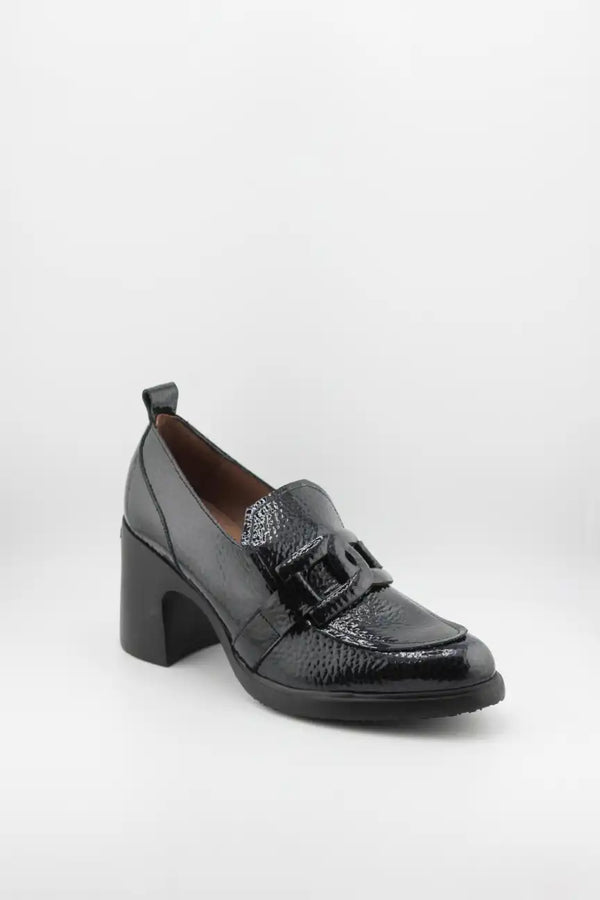 Wonders Textured Block Heel Loafers