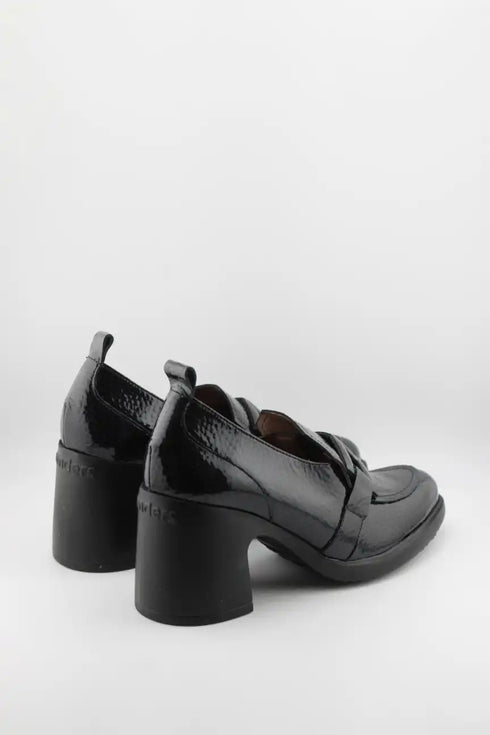 Wonders Textured Block Heel Loafers