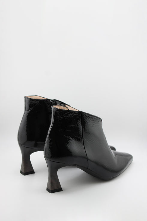 Hispanitas Pointed Toe Patent Ankle Booties